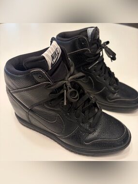 NIKE DUNK SKY HI WEDGE SNAKE BLACK